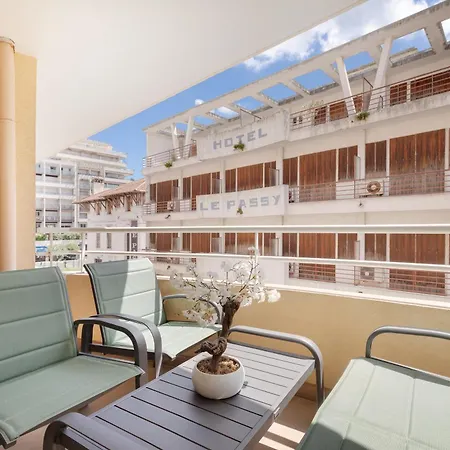 Apartament 6 Couchages Les Pins Centre 22 Louis Gallet Juan-les-Pins